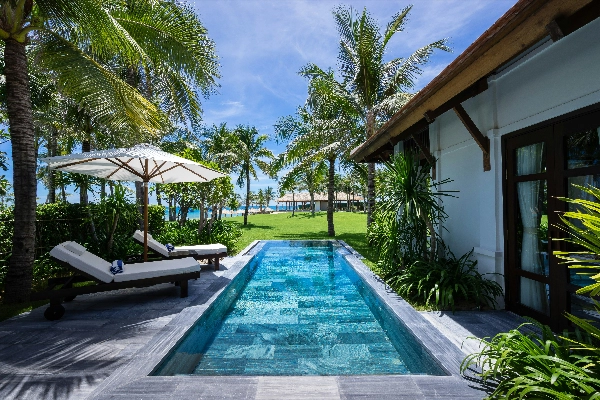 Private pool